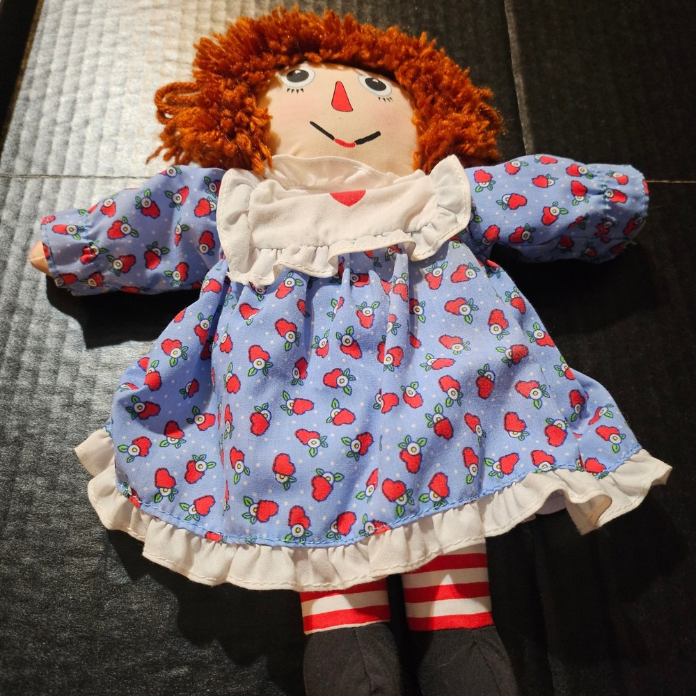 Raggedy Ann Doll 15" Hasbro 2000‎ Red Hair Strawberry Dress